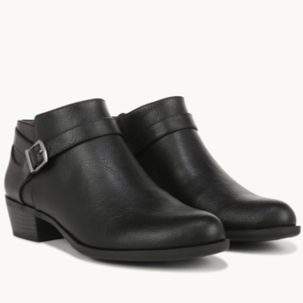 LifeStride Alexander Bootie (WIDE)